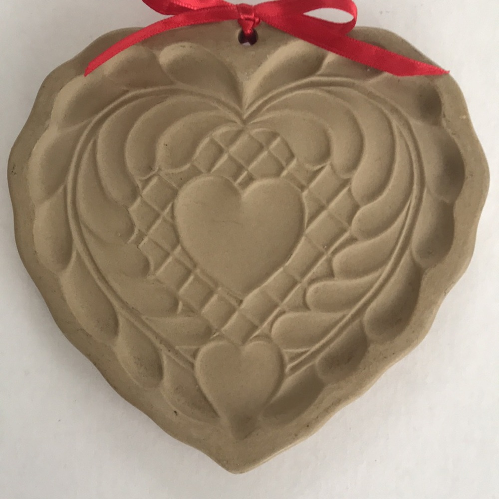 Heart Shaped Brown Bag Cookie Mold 1988 Valentines